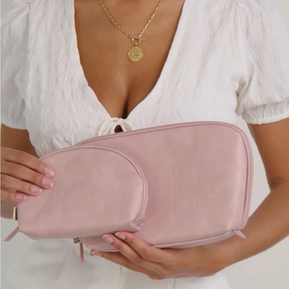 NEW BEIS The Cosmetic Pouch Set
IN ATLAS PINK - Picture 13 of 16
